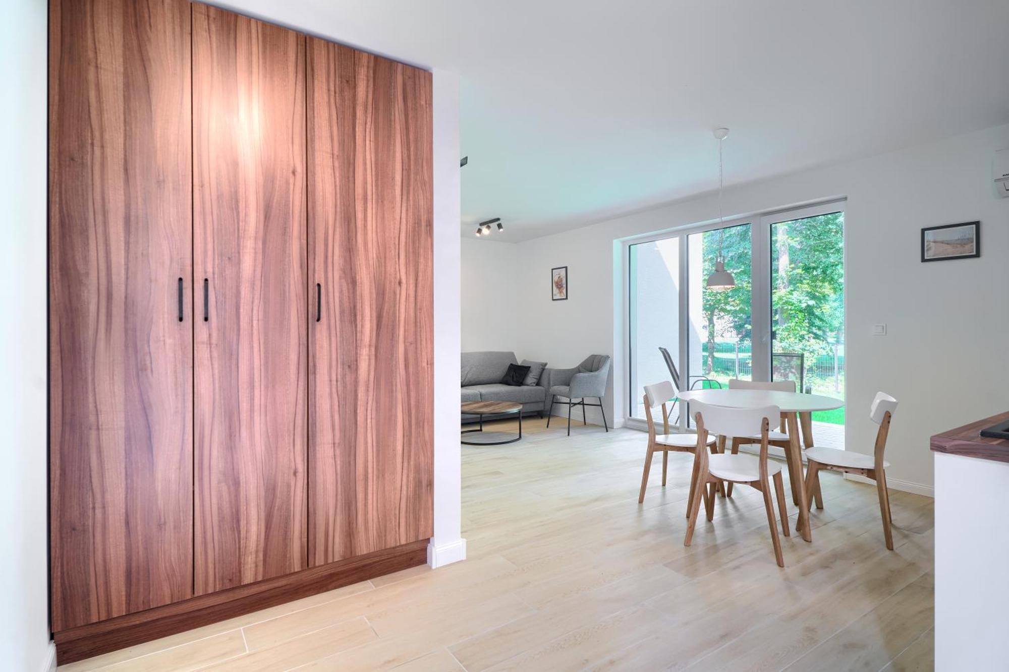 Apartamenty 7 Debow Pleśna Exteriör bild